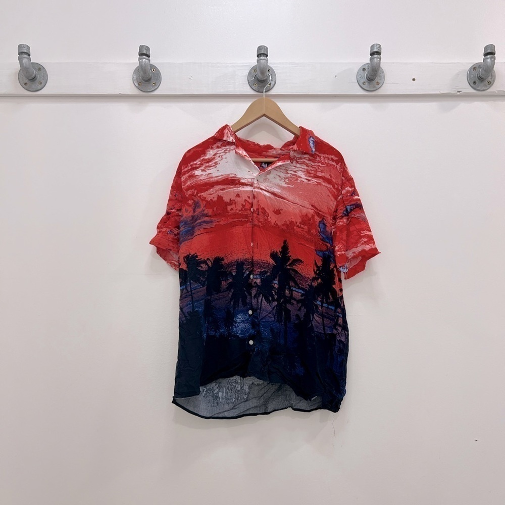 Original Use Men’s button down short sleeve atmospheric shirt